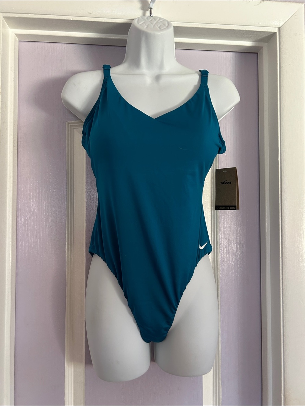 Nike Teal Effortless Essential V-Neck One-Piece Swimsuit Large NWT